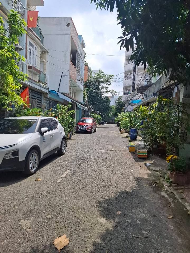 Nhà phố Hương Lộ 2, Quận Bình Tân, 80m² giá 8 tỷ - Thiết kế sang trọng, an ninh tuyệt đối!