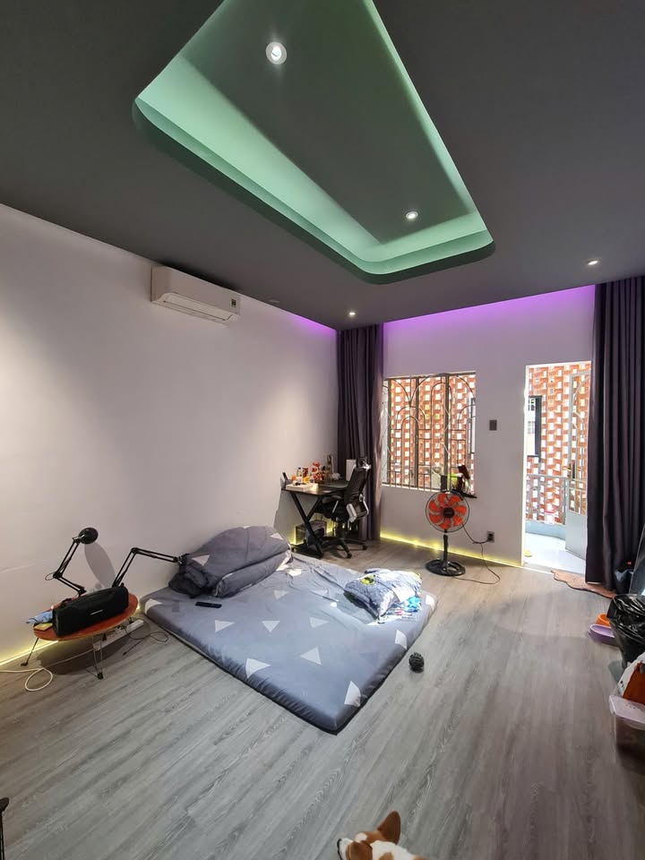 Cho thuê nguyên căn 2 tầng Phan Văn Trị 120m² giá 13 triệu - Phù hợp làm văn phòng, kinh doanh