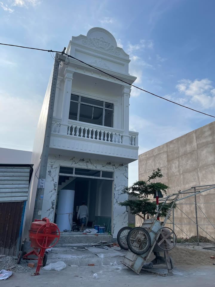 Nhà phố Bạc Liêu 72m² giá 2.1 tỷ - Nhà mới 100%, sẵn sàng vào ở!