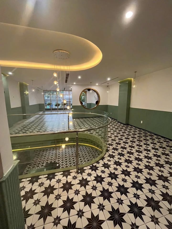 Cho thuê nhà nguyên căn mặt tiền Âu Cơ Nha Trang 119m² giá 40 triệu - Kinh doanh lý tưởng!