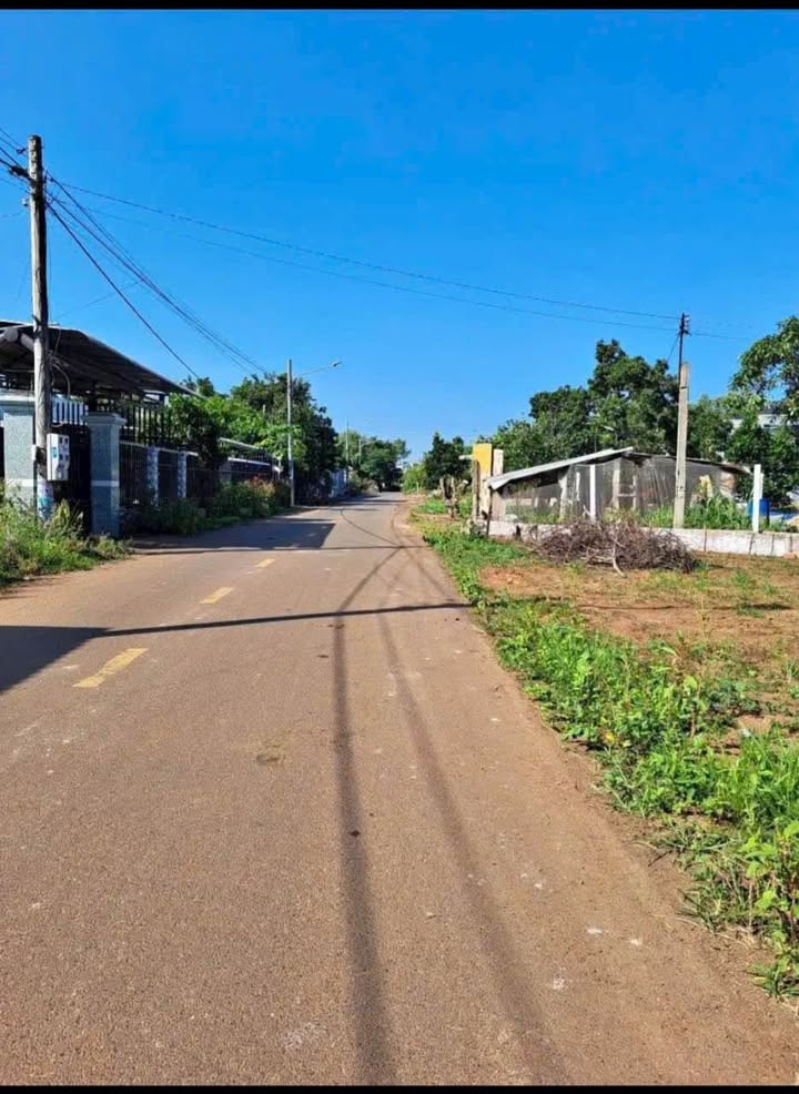 Đất nền 450m² đường nhựa Tân Uyên giá chỉ 100 triệu - Cơ hội đầu tư tuyệt vời!