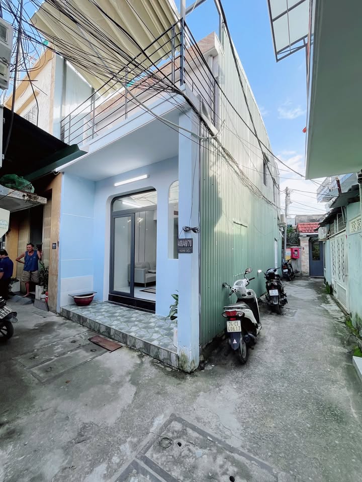 Nhà 2 tầng tại Kiệt 408/49 Hoàng Diệu, 45m² giá 3.45 tỷ - Góc 2 mặt kiệt thoáng mát!