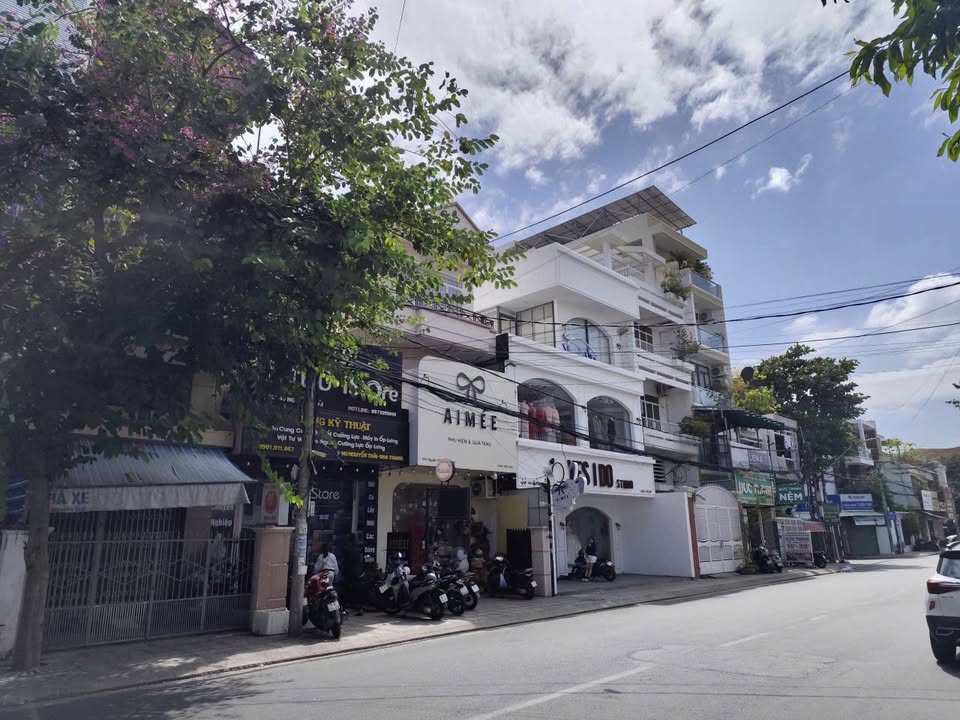 Nhà mặt tiền Nguyễn Trãi, Phường Nha Trang 70m² giá 14 tỷ - Đầu tư sinh lời ngay!