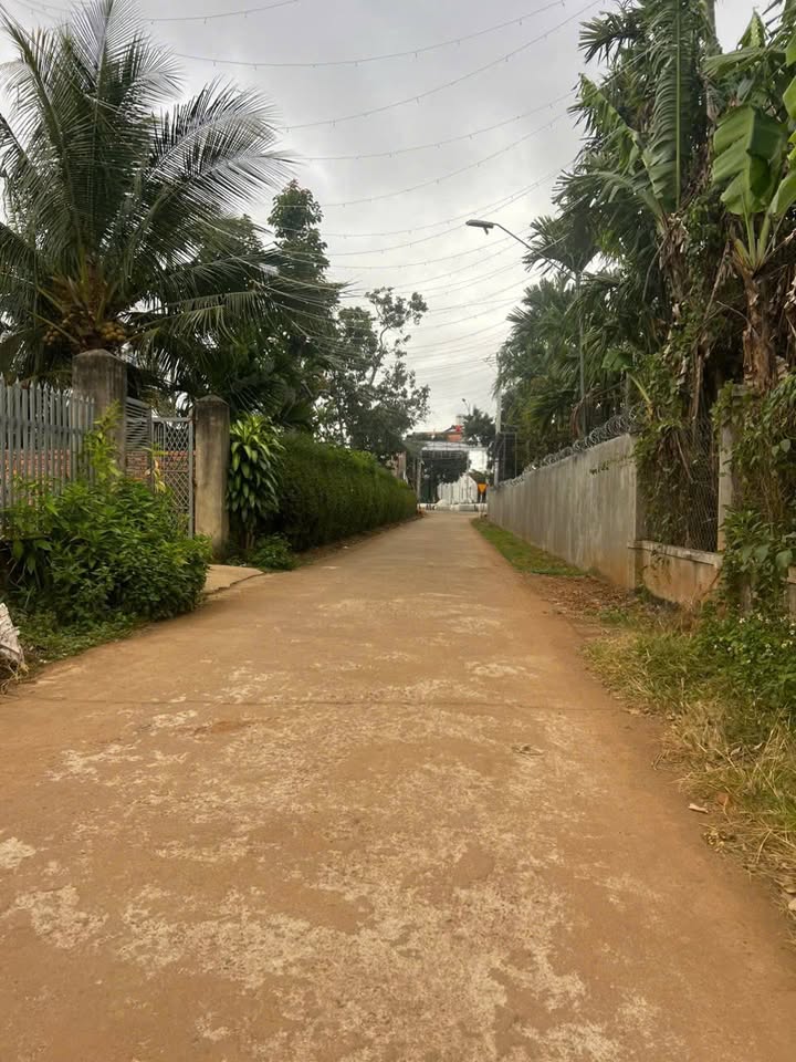 Đất nền thổ cư tại thôn 4, Quốc lộ 27, 360m² giá 130.5 tỷ - Cơ hội đầu tư hấp dẫn!