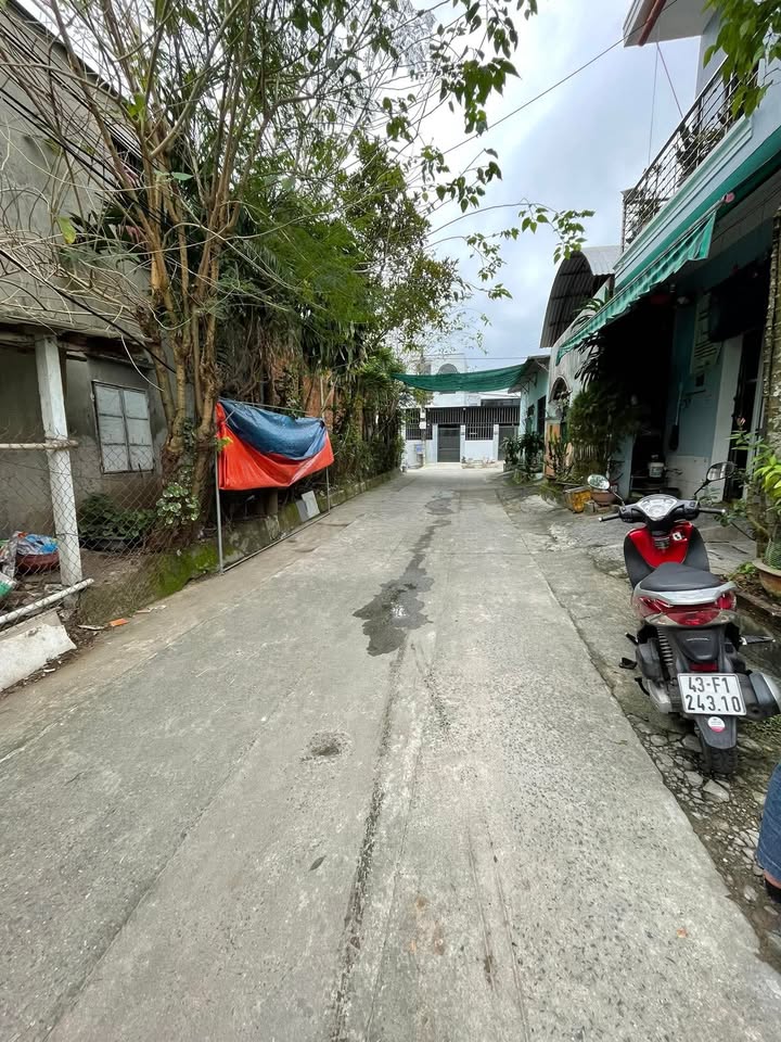 Nhà cho thuê Kiệt ô tô Âu Cơ, Đà Nẵng - Diện tích 160m², chỉ 4.5 triệu/tháng!