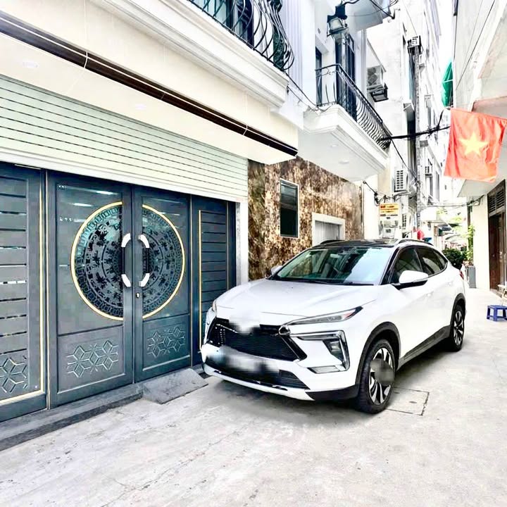 Nhà 5 tầng Cầu Diễn 34m² giá 7 tỷ - Ô tô đỗ cửa, Sổ đỏ chính chủ!