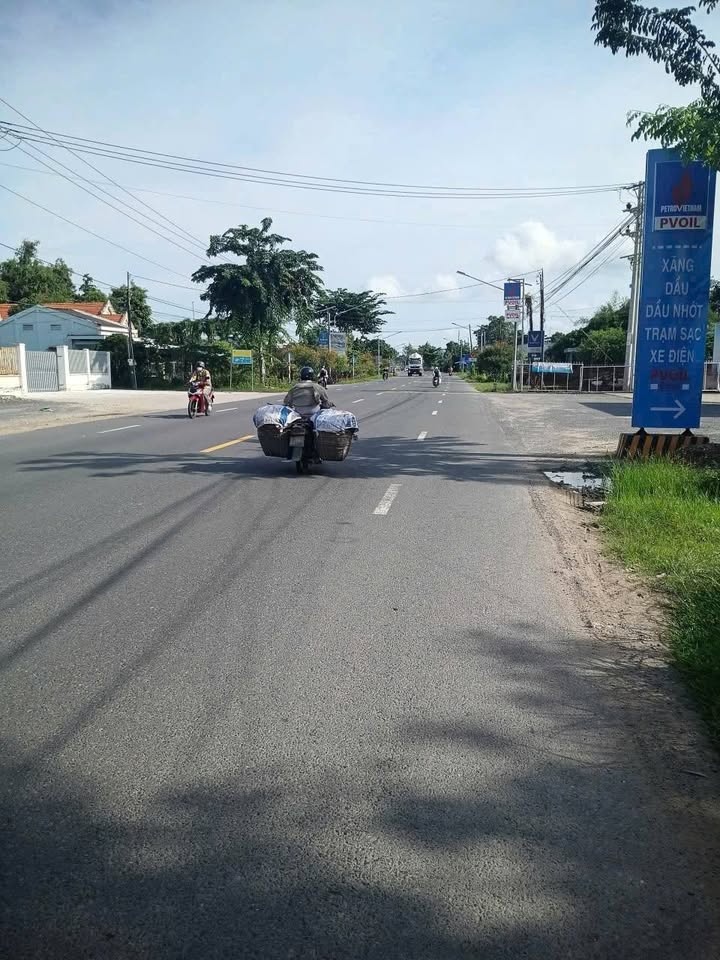 Đất nền 5000m² Đa Hòa Bắc - Giá chỉ 1.45 tỷ, mặt tiền đường nhựa rộng rãi!