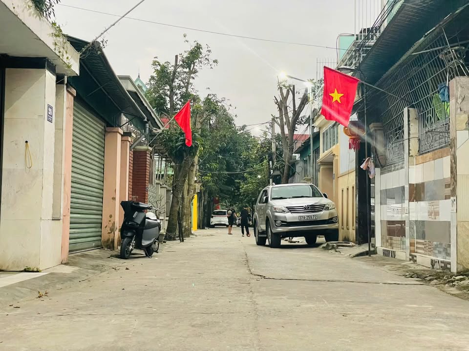 Đất ở Bến Thủy, Vinh 59.2m² giá 2.7 tỷ - Sổ đỏ chính chủ, tiện sinh hoạt!