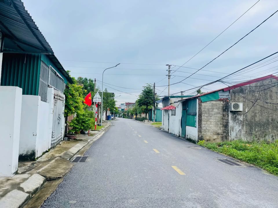 Lô đất mặt đường Hồ Bá Kiện, Quán Bàu, 117m² giá 5 tỷ - Đầu tư sinh lời ngay!