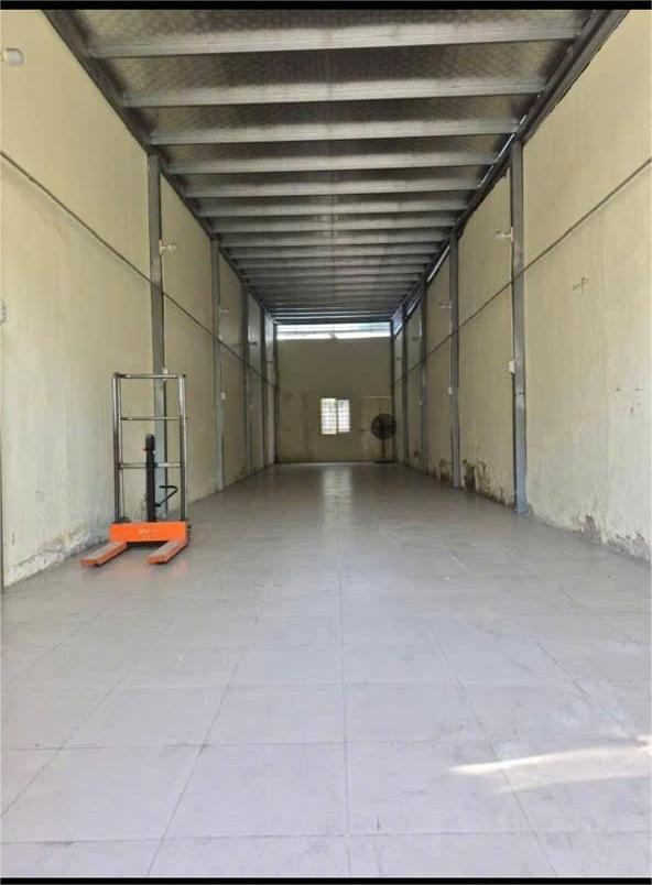 Nhà mặt tiền kênh 19/5, Tây Thạnh, Tân Phú 100m² - Cho thuê ngay!