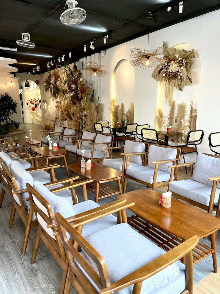 Cho thuê văn phòng mặt phố Trần Đăng Ninh 150m² giá từ 25 triệu - Vị trí đắc địa, vào kinh doanh ngay!