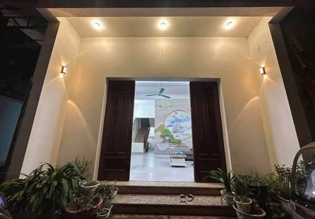 Nhà đẹp Phù Lưu, Yên Phong 100m² giá 2 tỷ - Chuyển công tác cần sang nhượng!