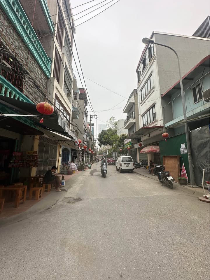 Nhà phố Phú Lãm, Hà Đông 45m² giá nhỉnh 13 tỷ - Ô tô vào nhà, khu dân trí cao!