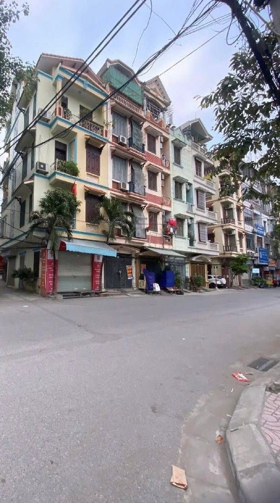 Nhà riêng Bùi Xương Trạch, Thanh Xuân 40m² giá 13.68 tỷ - Ô tô đỗ cửa, khu dân trí cao!