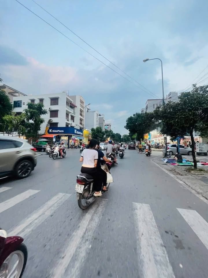 Đất mặt đường Lê Quang Đạo, Từ Sơn 90.9m² giá 25 tỷ - Cơ hội kinh doanh tuyệt vời!