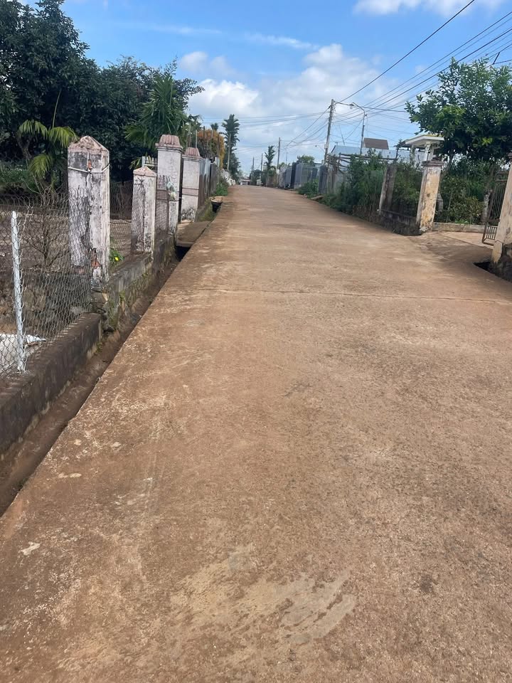 Đất nền mặt tiền đường Nguyễn Thái Học, Bình Tân, 357m² giá 11.05 tỷ - Sổ đỏ chính chủ!