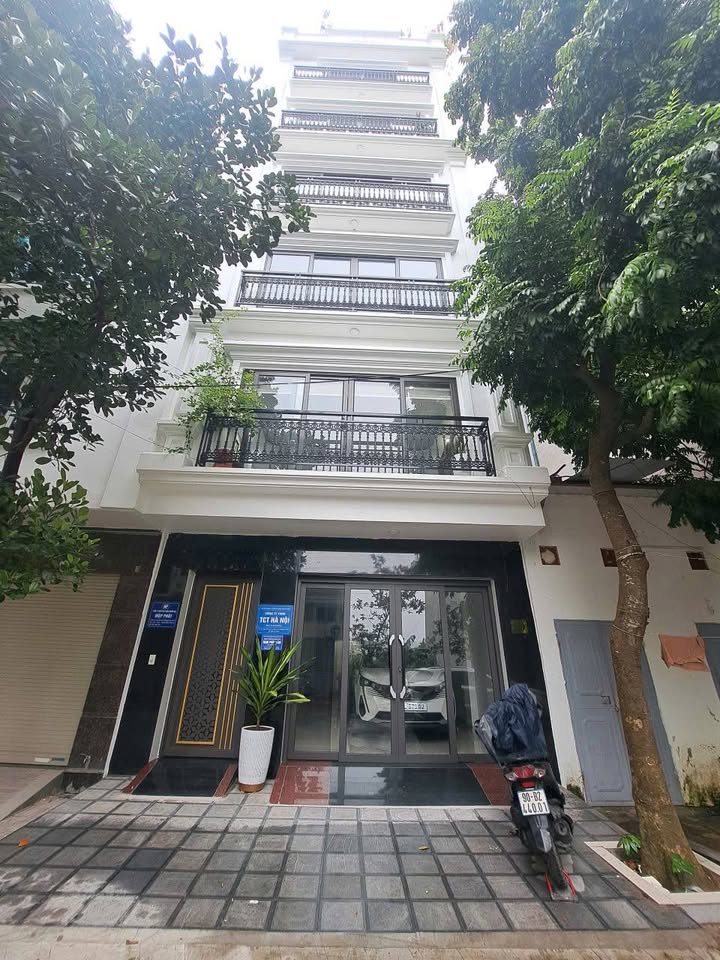 Nhà phố Văn Phú, Hà Đông 70m² giá nhỉnh 16 tỷ - Kinh doanh đỉnh cao!