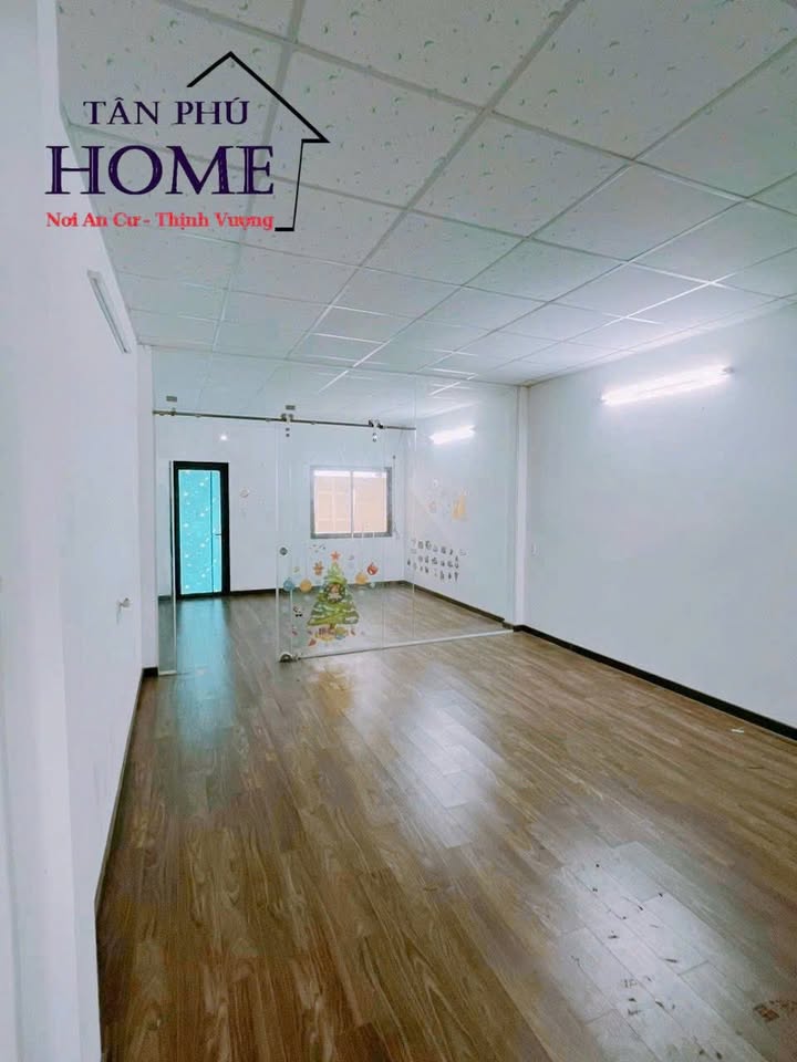 Nhà mặt tiền cho thuê đường Lê Văn Phan, Tân Phú 80m² - Vị trí kinh doanh lý tưởng!