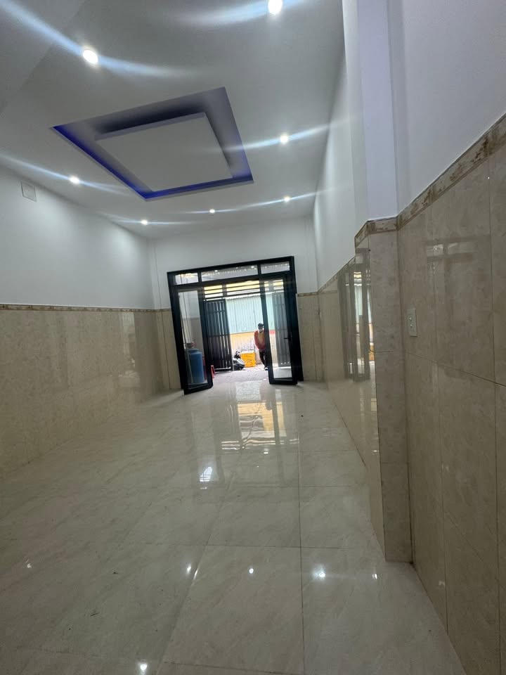 Nhà cho thuê tại An Dương Vương, Bình Tân 56m² giá 10 triệu - Hẻm xe hơi thuận lợi!