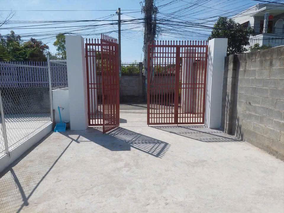 Nhà nguyên căn hẻm bê tông Võ Văn Tần, Phan Thiết, 100m² - Giá thuê chỉ 4 triệu/tháng!