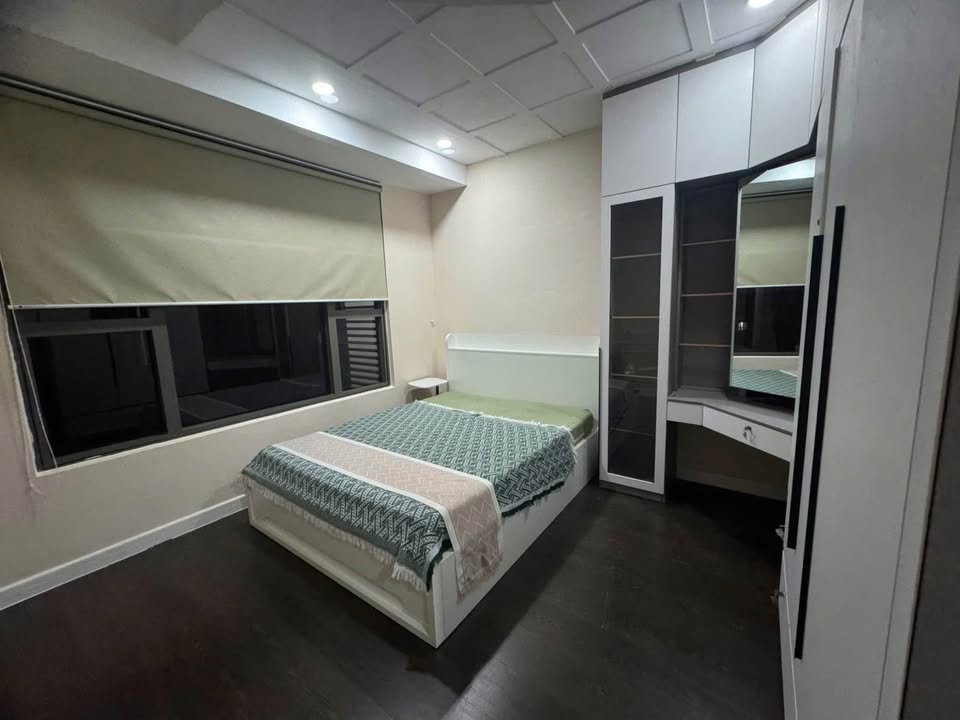 Căn hộ Tresor 39 Bến Vân Đồn 60m² giá 18.5 triệu - Tầng cao view thoáng mát!