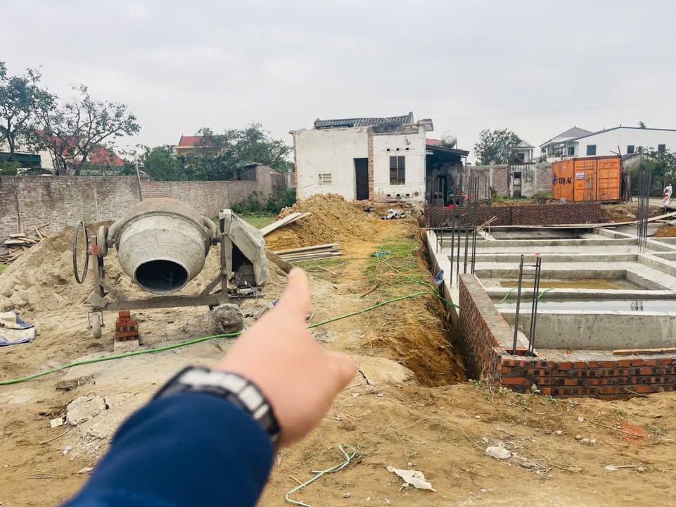 Lô đất Vinh 109m² giá 3 tỷ - Sổ đỏ chính chủ, thuận tiện giao thông!