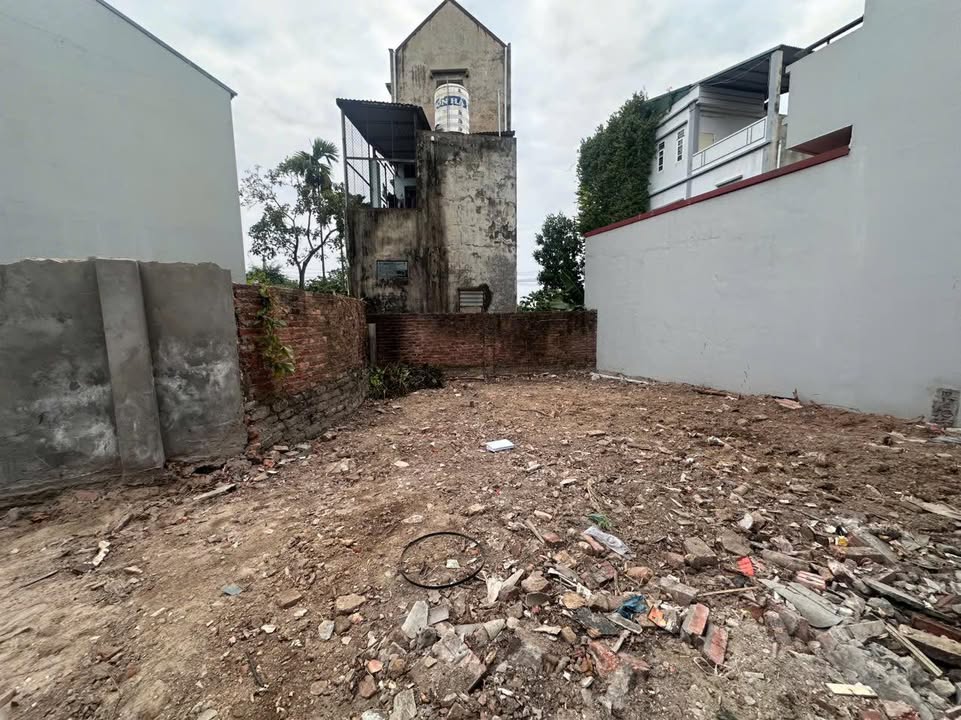 Đất nền Bách Việt Bắc Giang 112m² giá 2 tỷ - Vị trí hiếm, pháp lý rõ ràng!