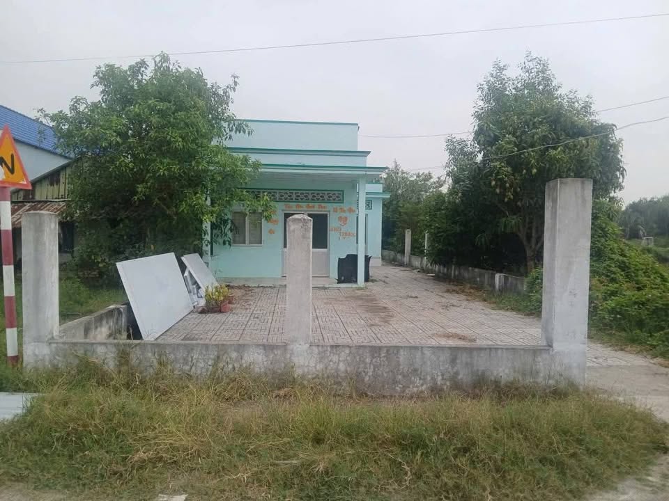 Nhà vườn cho thuê tại Phước Vĩnh Tây 300m² giá chỉ 2 triệu - Không gian xanh thoáng đãng!