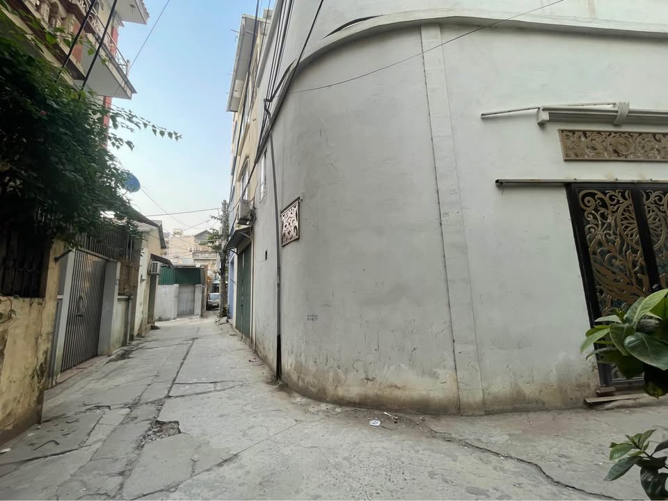 Nhà Phú Diễn 35m² giá 6.5 tỷ - Ô tô vào tận nơi, gần trường học!