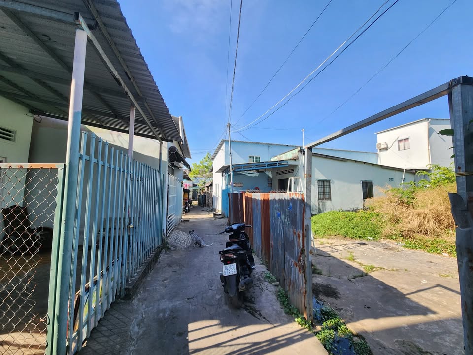 Đất nền KP8 Dương Đông 340m² giá 6.3 tỷ - Sổ hồng chính chủ, mặt tiền 12m!