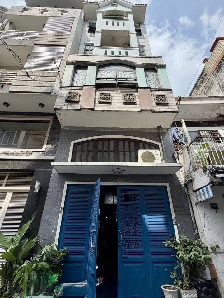 Nhà phố 6 tầng tại Quận Phú Nhuận 75m² giá 23.999 tỷ - Khu cán bộ V.I.P, gần Nguyễn Văn Trỗi!