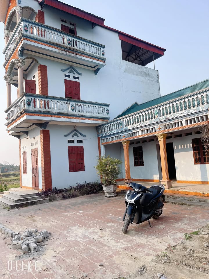 Đất nền lô góc 233m² tại Bắc Lý - Xuân Cẩm - Giá chỉ 1 tỷ - Nhà 3 tầng sẵn sàng ở!