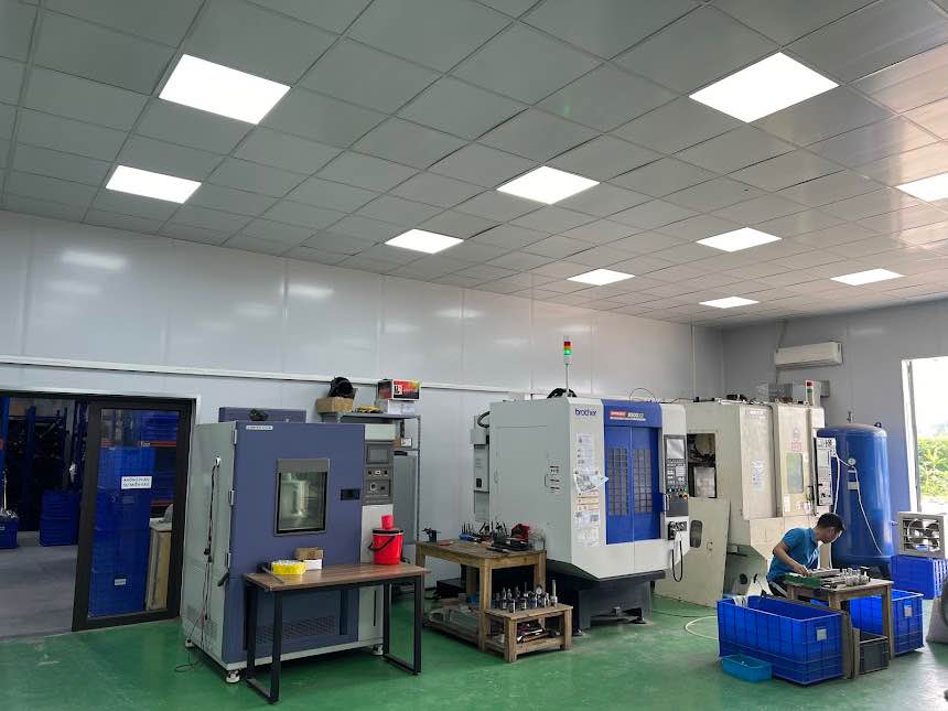 Kho xưởng cho thuê 1000m² tại Phú Cát, Quốc Oai - Giá chỉ 65 triệu/tháng!