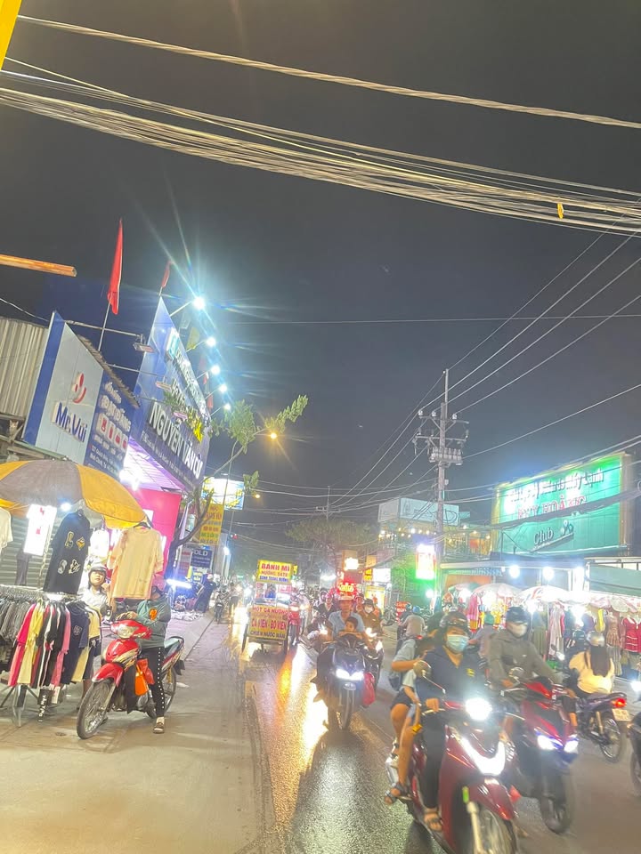 Nhà mặt tiền Quách Điêu, 200m² giá 18.5 tỷ - Đầu tư sinh lời ngay!