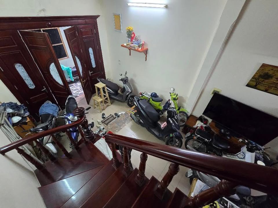 Nhà riêng Hồ Tùng Mậu 39m² giá chỉ 7.x tỷ - Đường vào thoáng rộng, hàng xóm thân thiện!