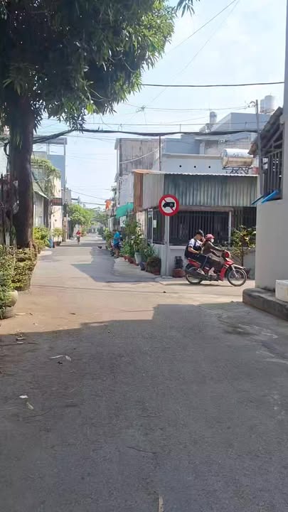 Nhà nguyên căn 33/37/2 Lâm Thị Hố Quận 12 144m² giá 8 triệu - Sẵn sàng nhận nhà ngay!