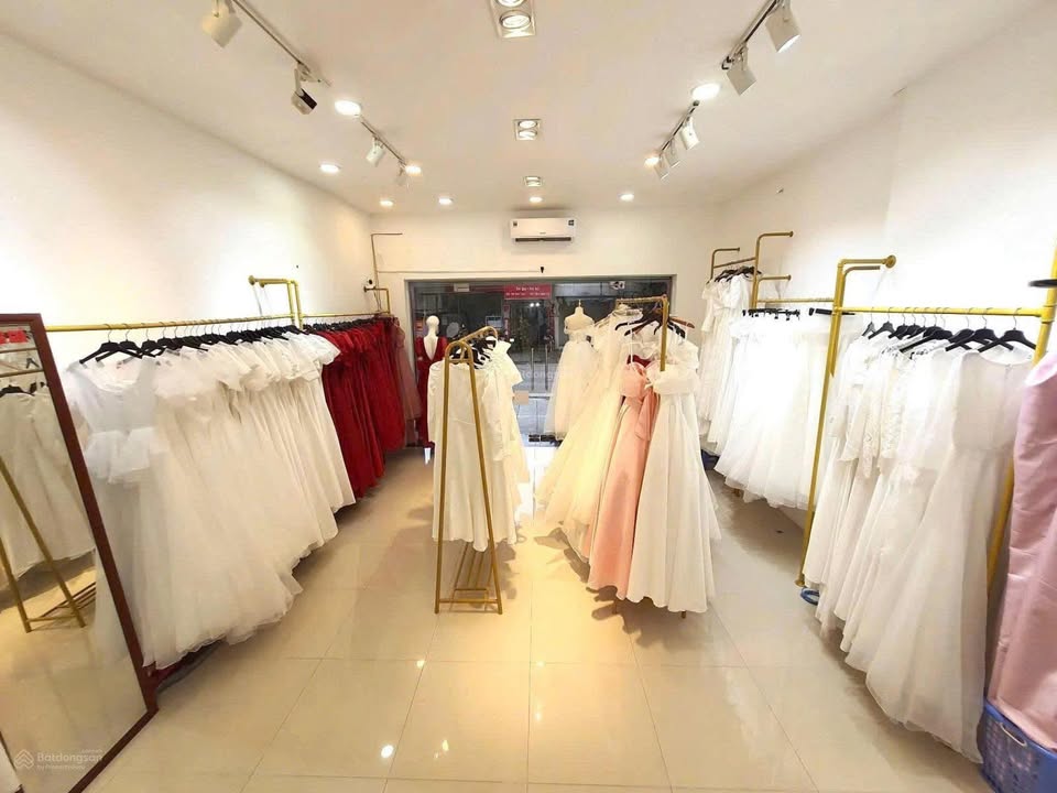 Cho thuê mặt bằng tầng 1 phố Sơn Tây, quận Ba Đình, 41m² giá 13 triệu - Vị trí kinh doanh lý tưởng!