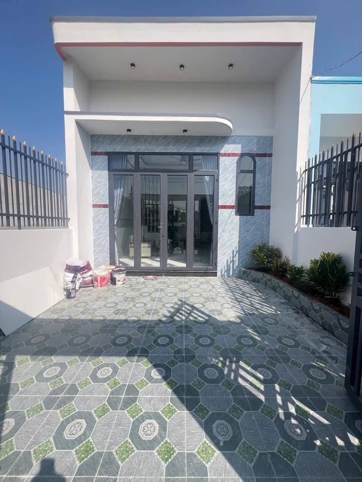 Nhà mới tại xã Mỹ Hạnh Nam, Đức Hòa 120m² giá 1.8 tỷ - Dọn vào ở ngay!