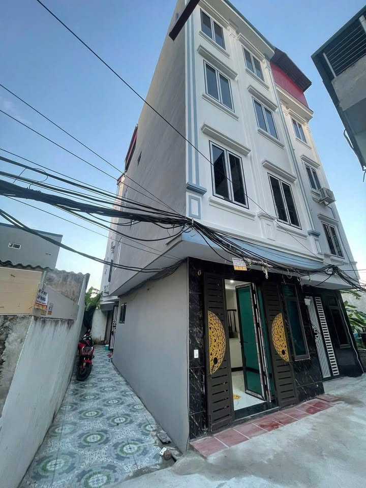 Nhà 5 tầng Tả Thanh Oai 32m² giá 4 tỷ - Full nội thất sang trọng!