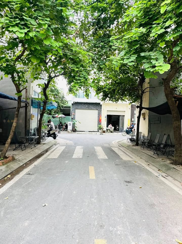 Đất nền Gò Xoài 80m² giá 5.8 tỷ - Vị trí đắc địa, tiềm năng sinh lời!