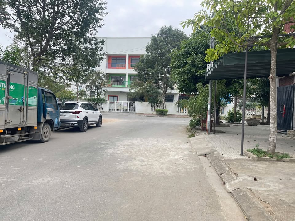 Lô đất 100m² tại Quảng Thắng, Thanh Hóa - View công viên, giá chỉ 4,x tỷ!