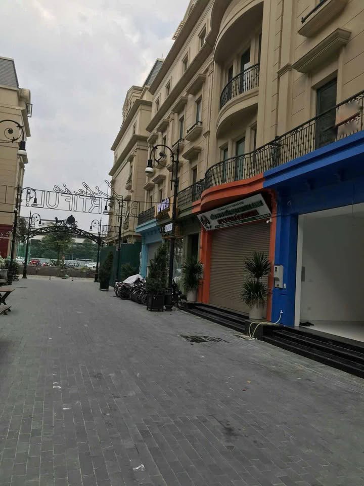 Cho thuê Liền Kề Nguyễn Xiển, Thanh Xuân 100m² giá 45 triệu - Thích hợp làm văn phòng, spa