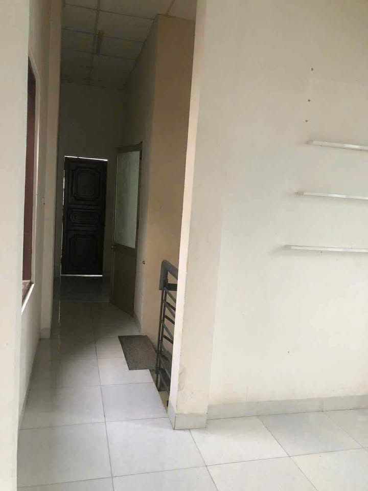 Phòng cho thuê tại Vạn Hòa, Nha Trang 2PN giá 7 triệu - Kinh doanh thuận lợi!