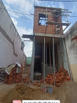 Nhà phố 30/ Nguyễn Trường Tộ, Quy Nhơn 94m² giá 2.8 tỷ - Sổ đỏ chính chủ, thương lượng ngay!