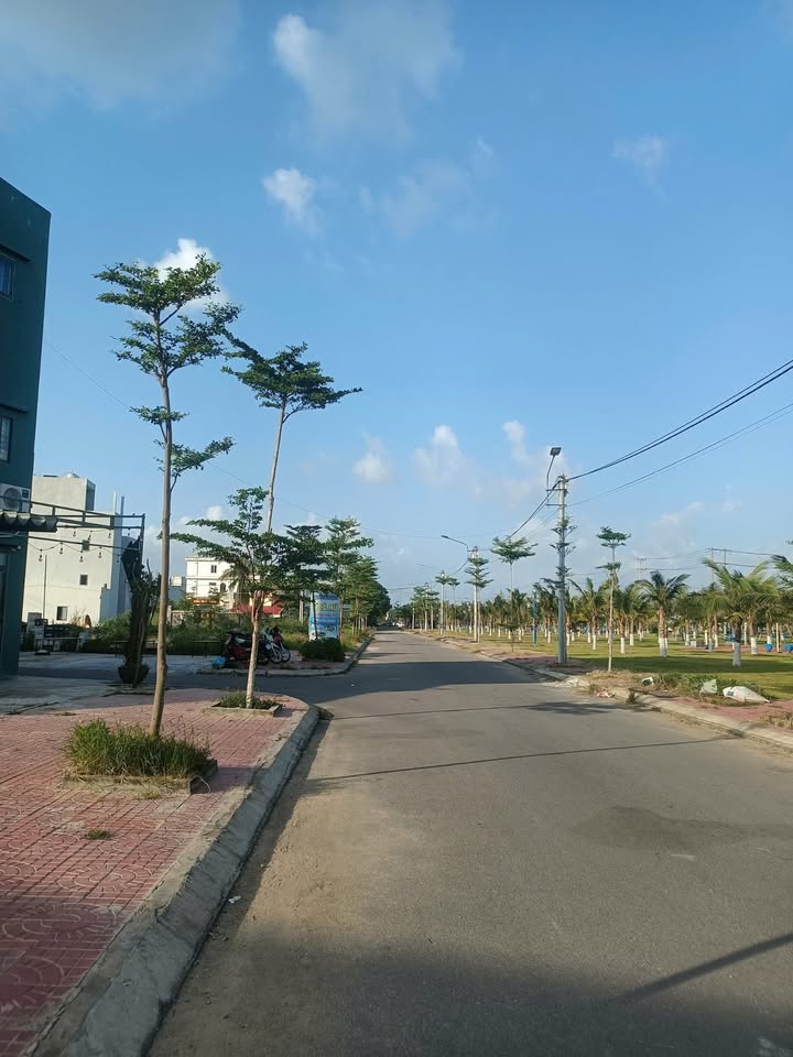 FrontHouse Võ Nguyên Giáp, 48m² giá 3.4 tỷ - Vị trí đẹp đối diện công viên