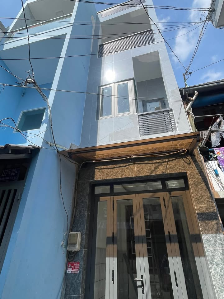 Nhà hẻm Hoài Thanh, Quận 8, 26m² giá 3.48 tỷ - Nhà mới, sổ hồng chính chủ!