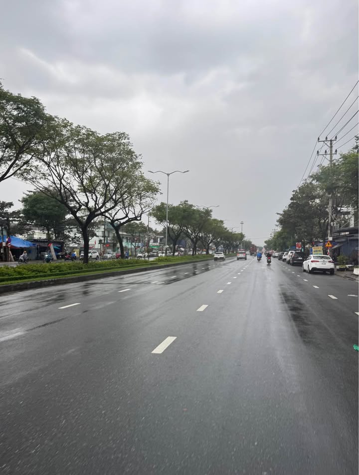 Căn hộ mặt tiền Phan Đăng Lưu, Hải Châu 63m² giá 11 tỷ - Dòng tiền ổn định 50 triệu/tháng!