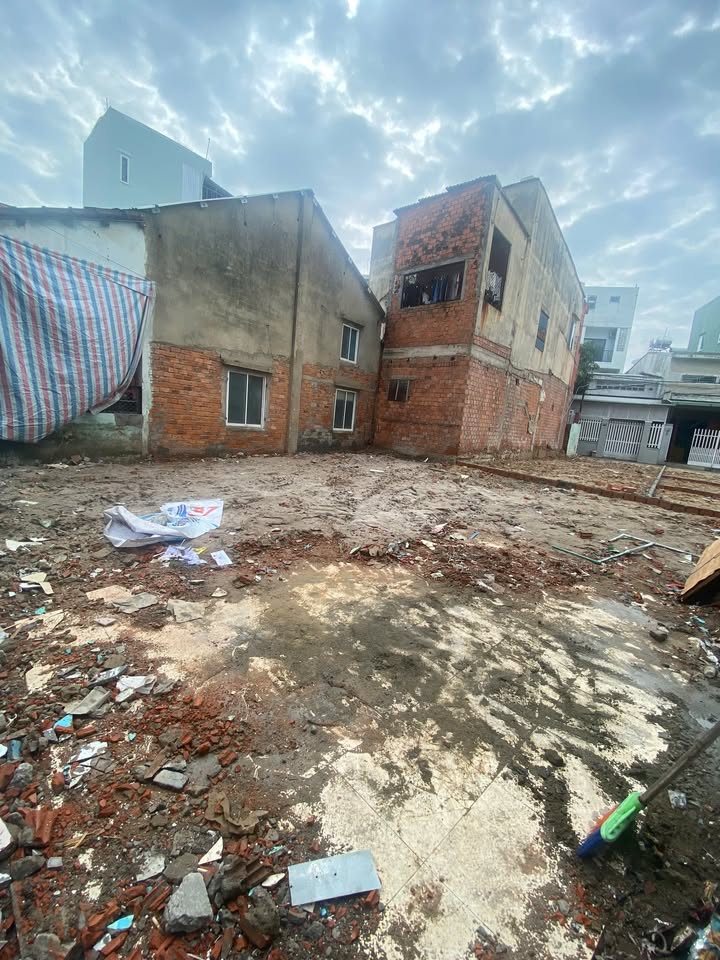 Đất nền Phạm Cự Lượng, Sơn Trà 70m² giá 5.2 tỷ - Cơ hội đầu tư tuyệt vời!