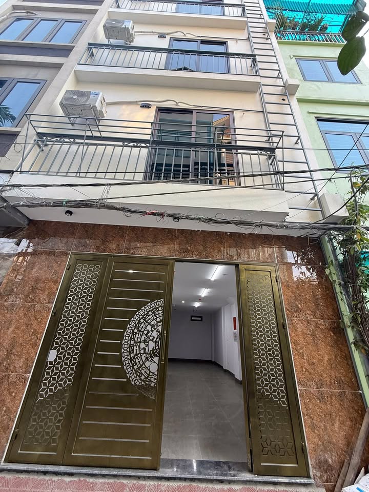 Nhà phố Trịnh Văn Bô, Nam Từ Liêm, 55m², giá 11 tỷ - Đầu tư sinh lời ngay!