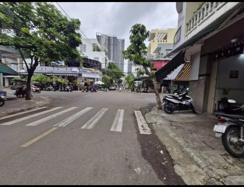 Bán gấp nhà mặt tiền đường Võ Mười, Quy Nhơn, 89m² giá 8 tỷ - Thiết kế 3 tầng kiên cố!